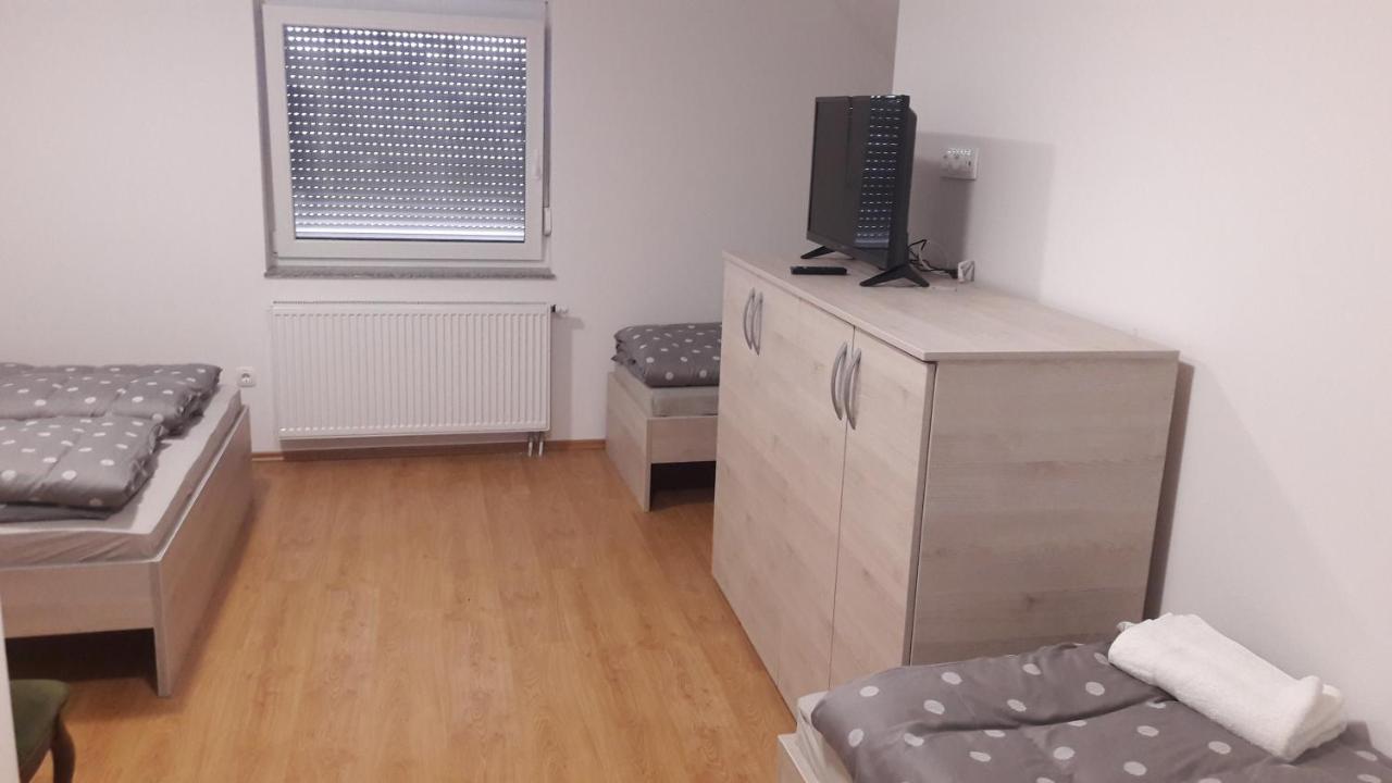 Gostilna Marta Hotel Oslusevci Luaran gambar