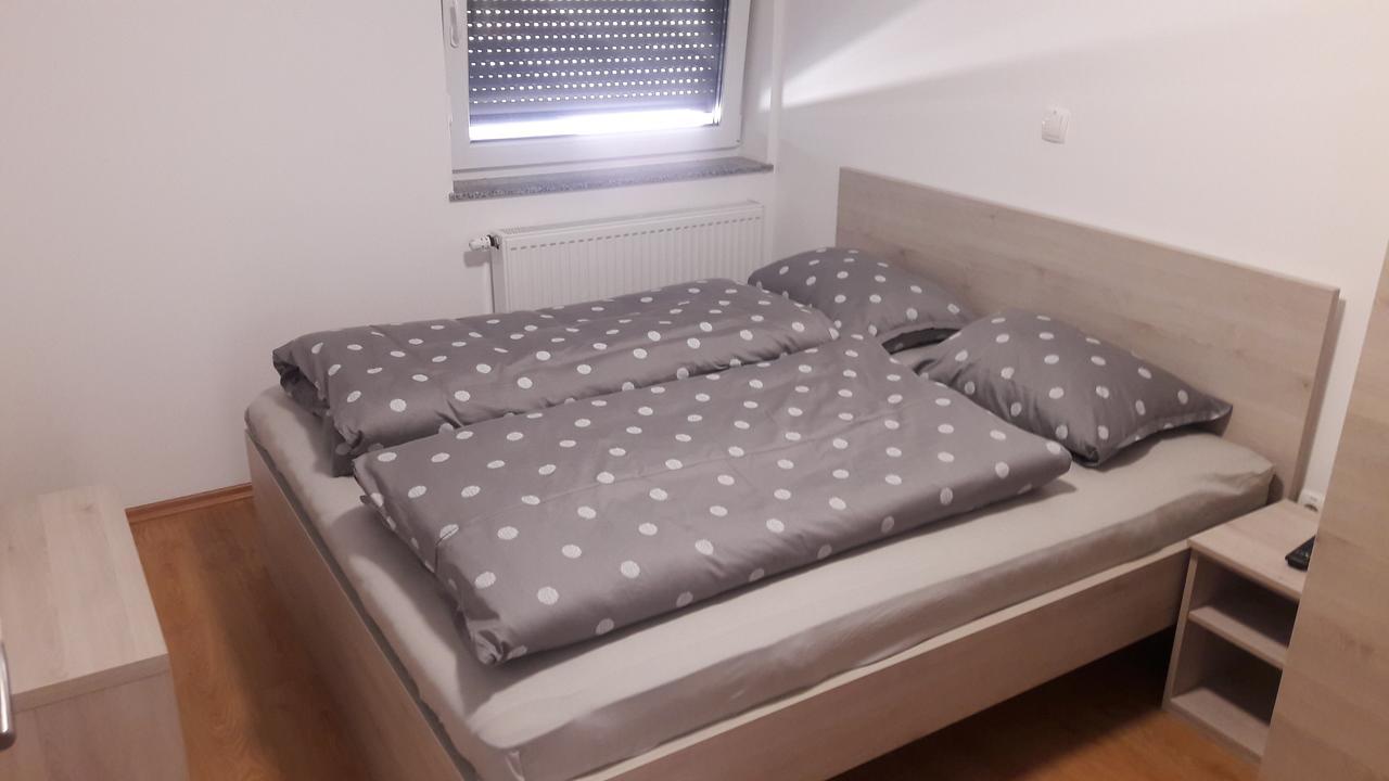Gostilna Marta Hotel Oslusevci Luaran gambar